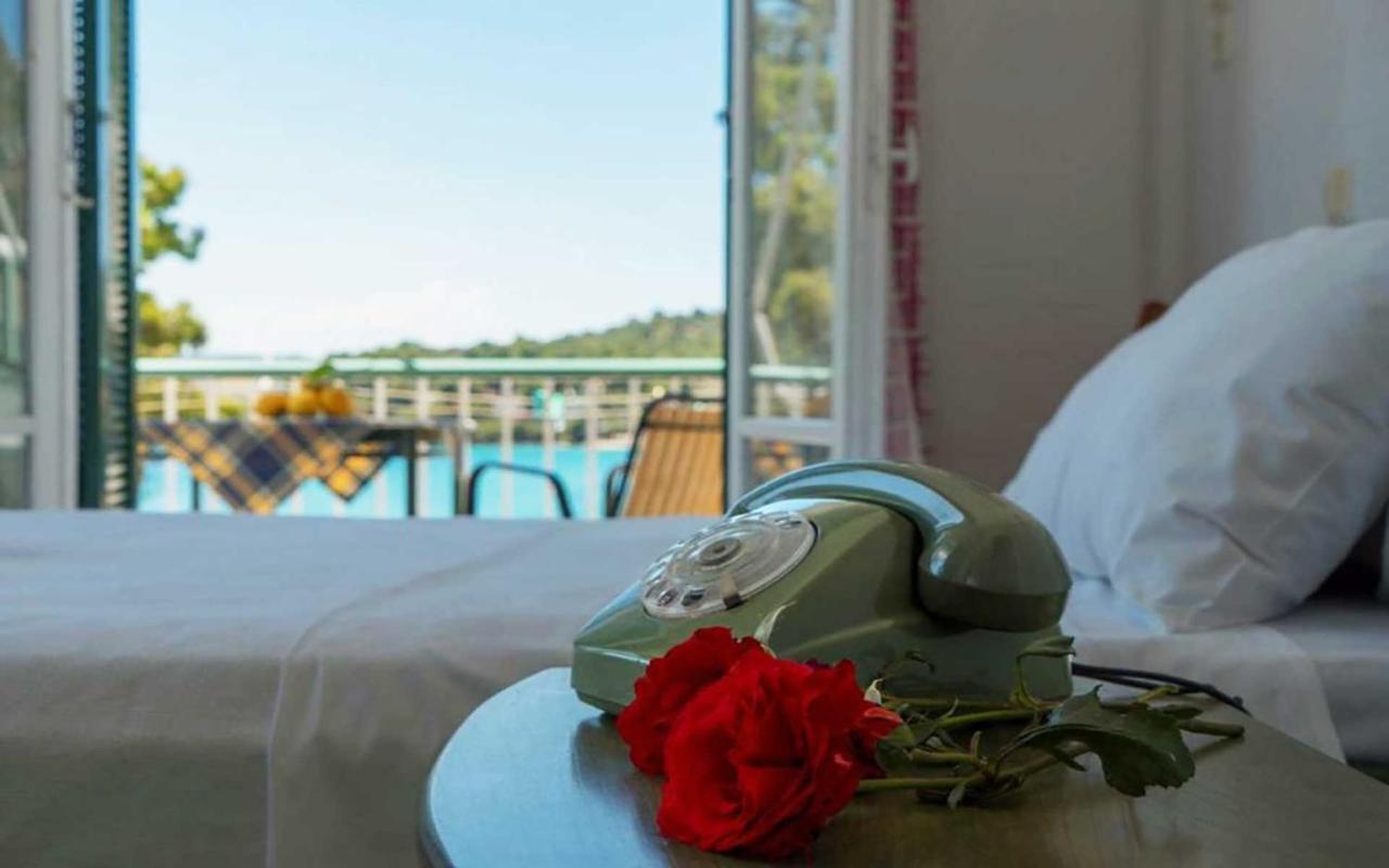 Ancora Hotel Poros Town 外观 照片